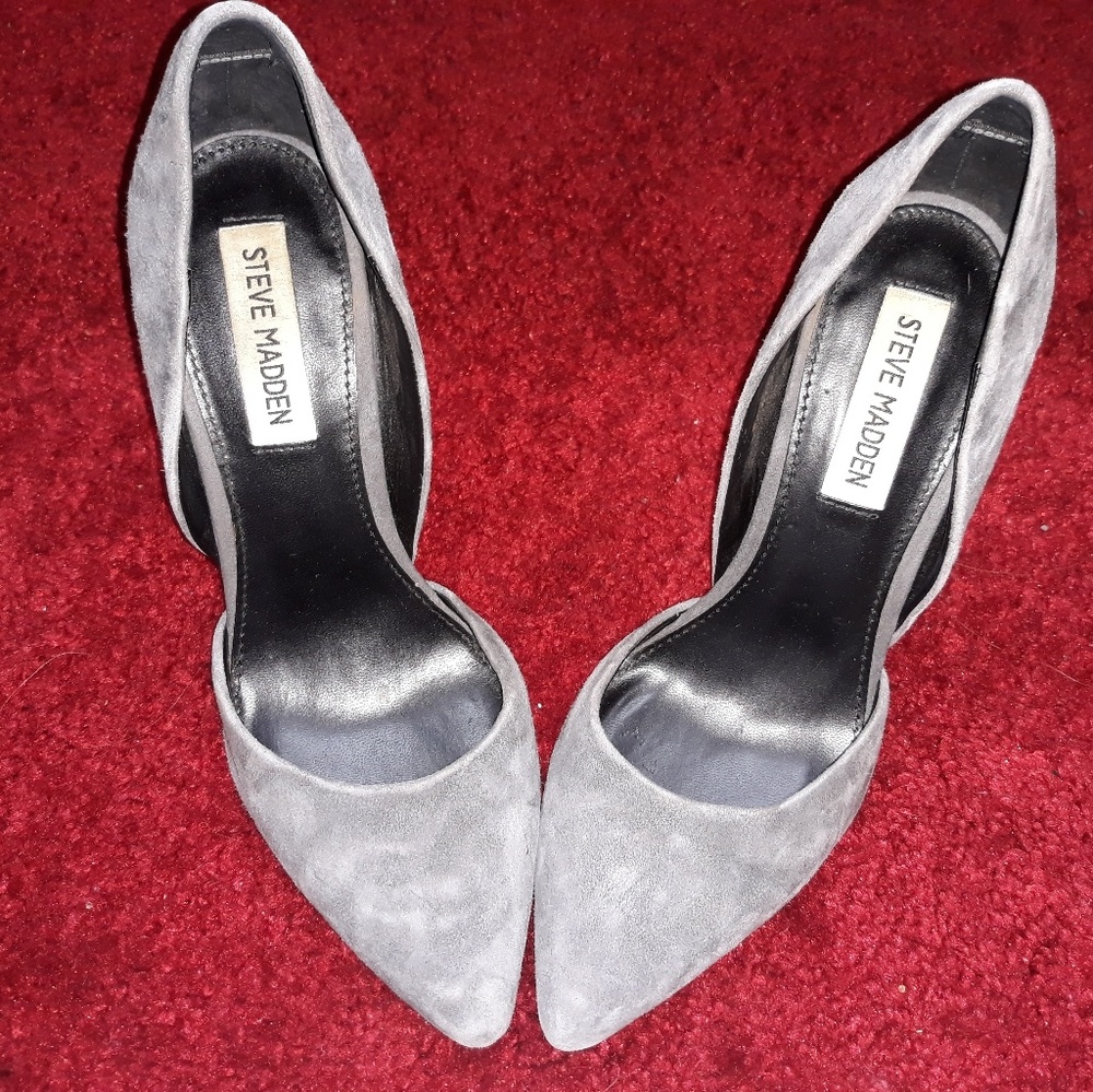 STEVEN BY STEVE MADDEN Gray Pointed Toe Pumps